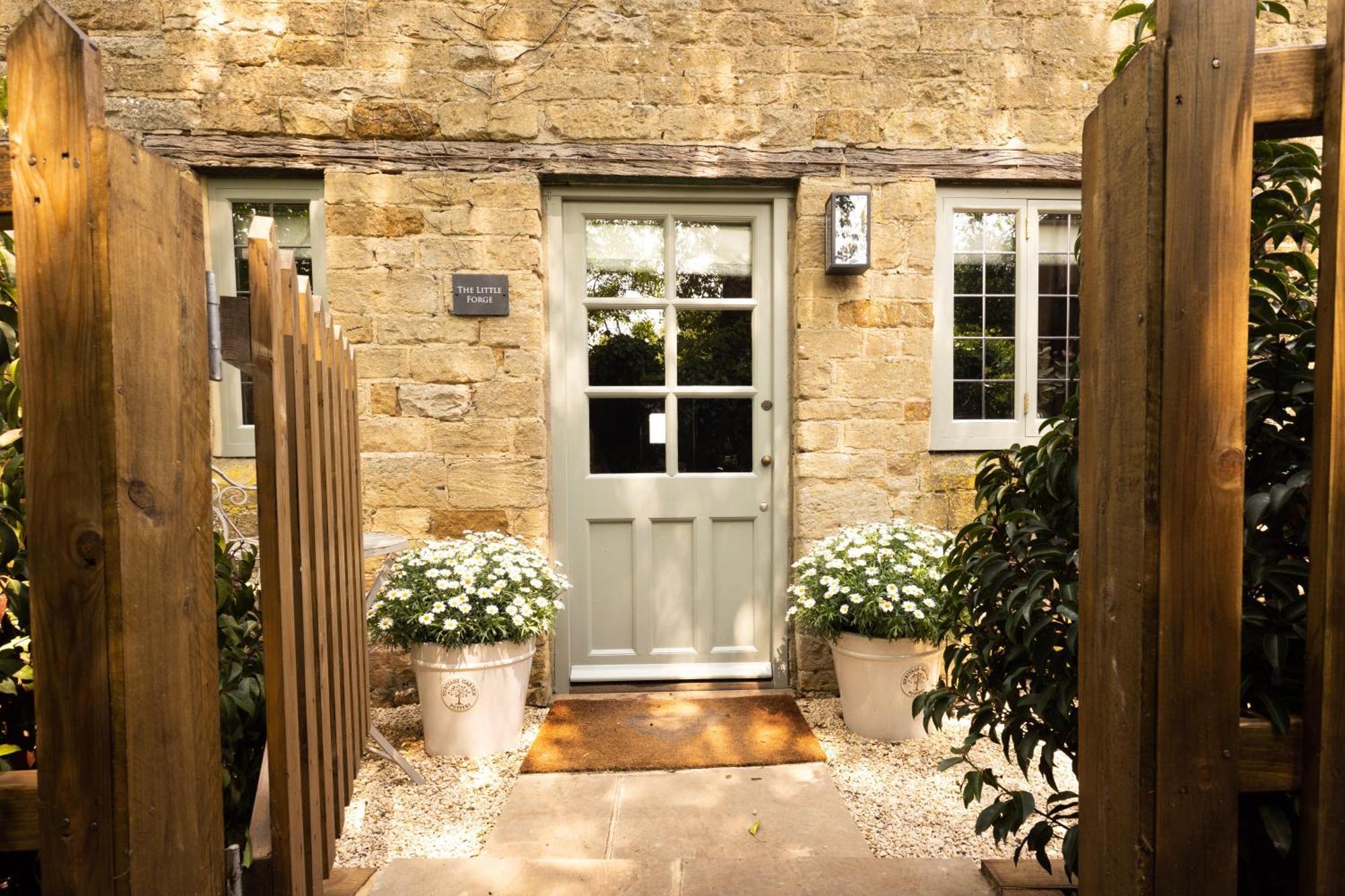 Cotswold Cottage With Hot Tub Bledington エクステリア 写真