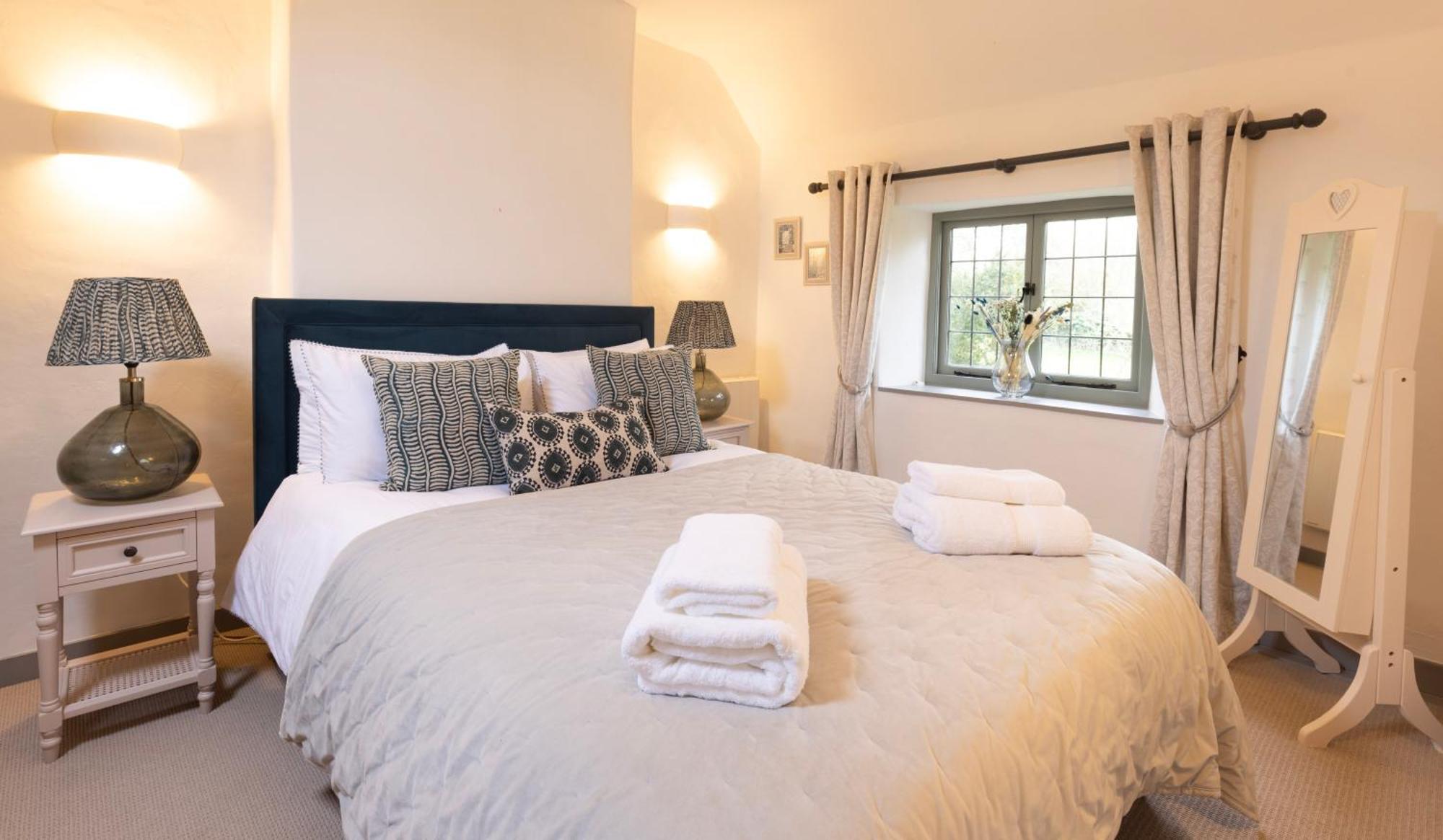 Cotswold Cottage With Hot Tub Bledington エクステリア 写真